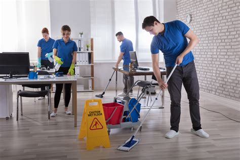 Commercial Cleaning & Renovation .